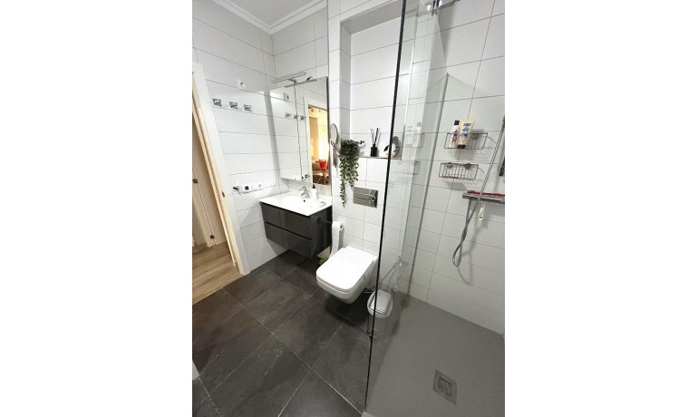 Herverkoop - Villa -
Cuidad Quesada* - Central Quesada