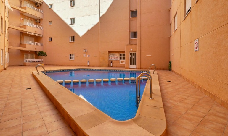 Herverkoop - Appartement / Flat -
Torrevieja* - Playa de los locos