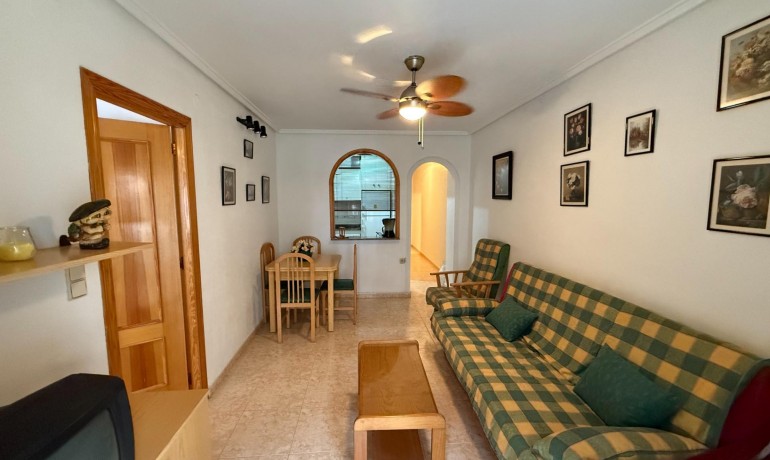 Herverkoop - Appartement / Flat -
Torrevieja* - Playa del cura