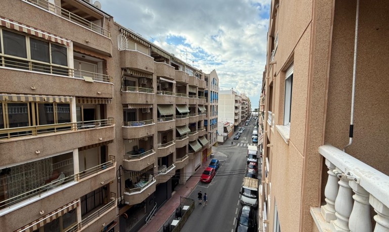 Herverkoop - Appartement / Flat -
Torrevieja* - Playa del cura