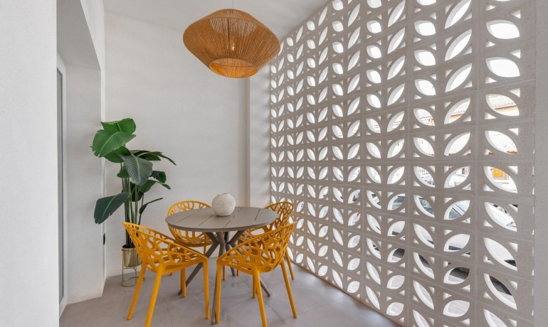 Nieuwbouw - Appartement / Flat -
Torrevieja* - Playa Los Naufragos