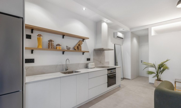 Nieuwbouw - Appartement / Flat -
Torrevieja* - Playa Los Naufragos