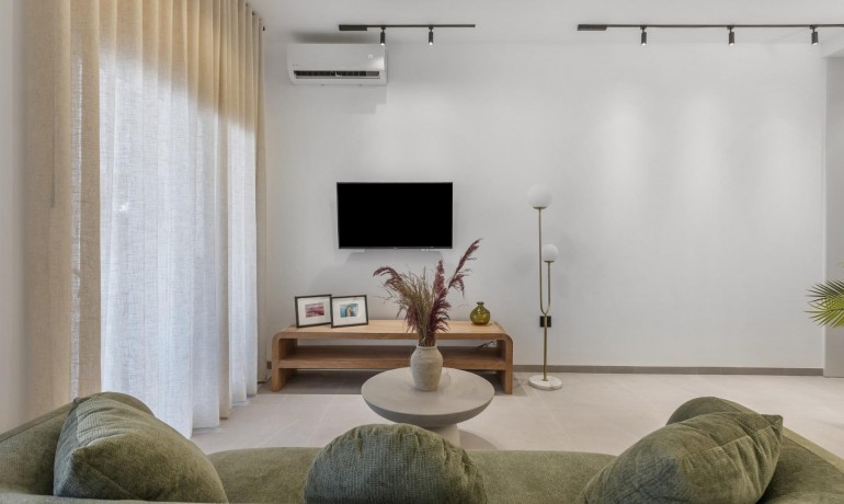 Nieuwbouw - Appartement / Flat -
Torrevieja* - Playa Los Naufragos