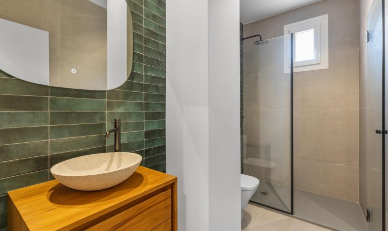 Nieuwbouw - Appartement / Flat -
Torrevieja* - Playa Los Naufragos