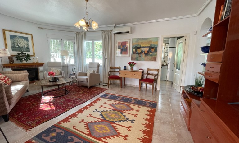 Herverkoop - Villa -
Cuidad Quesada* - Rojales