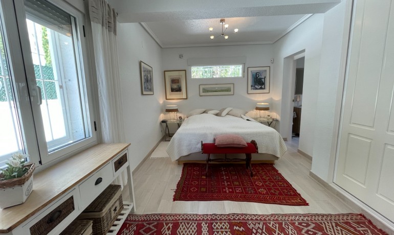 Herverkoop - Villa -
Cuidad Quesada* - Rojales