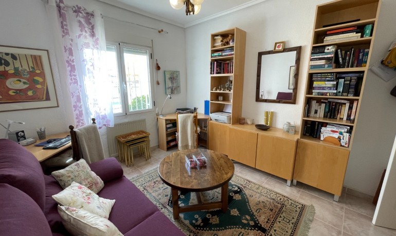 Herverkoop - Villa -
Cuidad Quesada* - Rojales