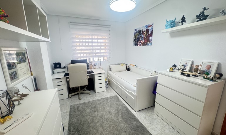 Herverkoop - Villa -
Villamartin