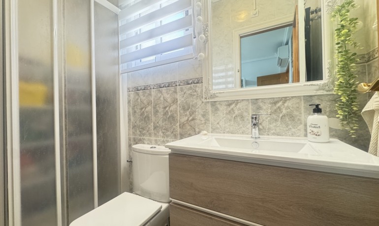 Herverkoop - Villa -
Villamartin