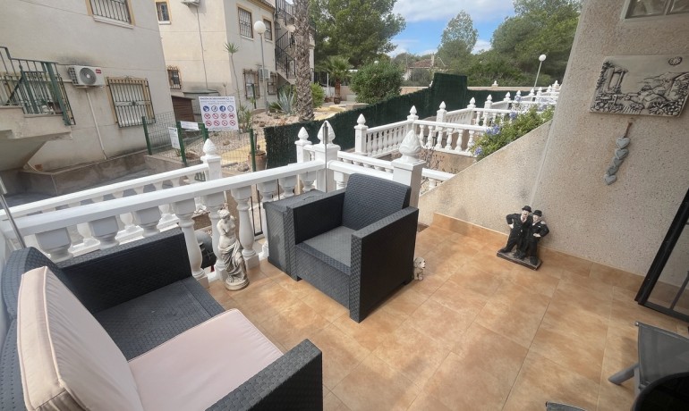 Venta - Casa -
Algorfa