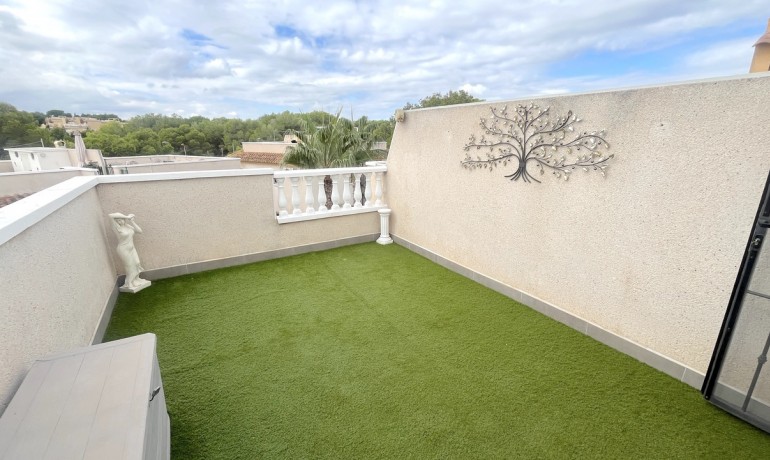 Venta - Casa -
Algorfa