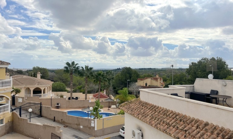 Venta - Casa -
Algorfa