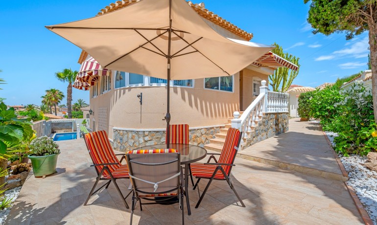 Herverkoop - Villa -
Cuidad Quesada* - Ciudad Quesada - Rojales