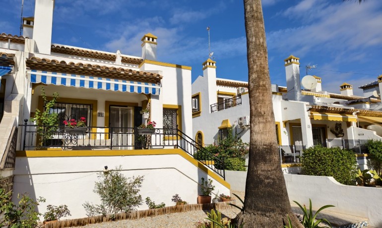 Herverkoop - Huis -
Orihuela Costa* - Villamartín