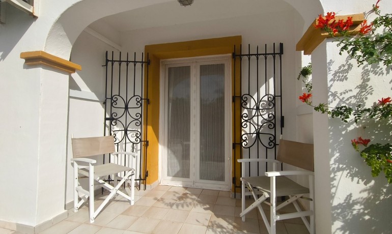 Herverkoop - Huis -
Orihuela Costa* - Villamartín