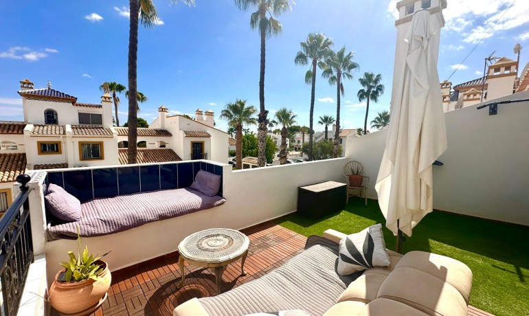 Herverkoop - Huis -
Orihuela Costa* - Villamartín