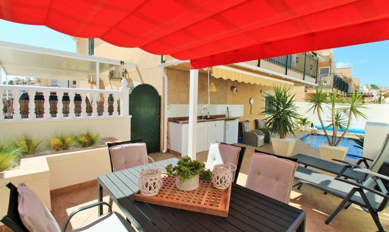 Revente - Villa -
Villamartin