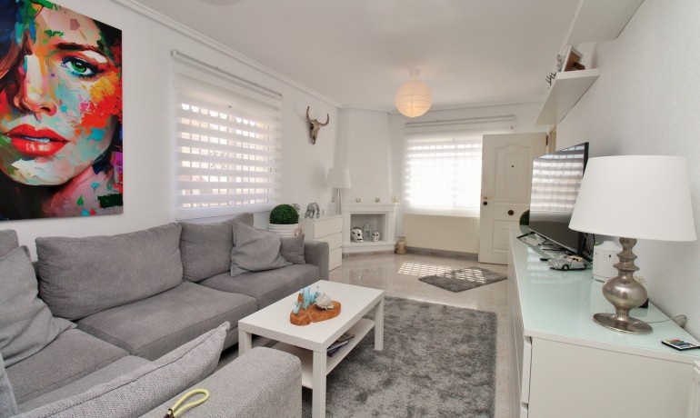 Revente - Villa -
Villamartin