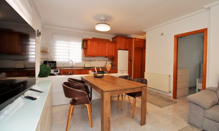 Revente - Villa -
Villamartin