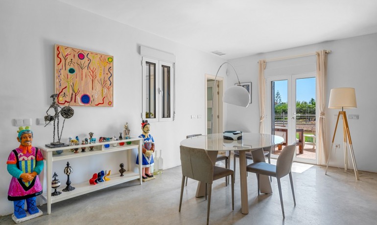 Herverkoop - Finca / Landgoed -
Elche* - Elche/Elx