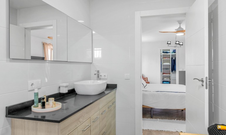 Herverkoop - Finca / Landgoed -
Elche* - Elche/Elx