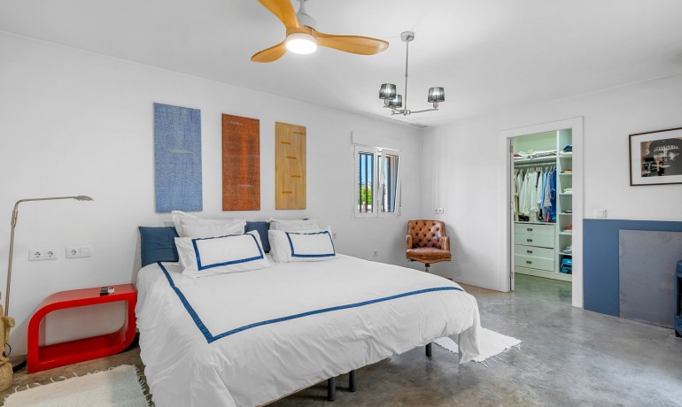 Herverkoop - Finca / Landgoed -
Elche* - Elche/Elx