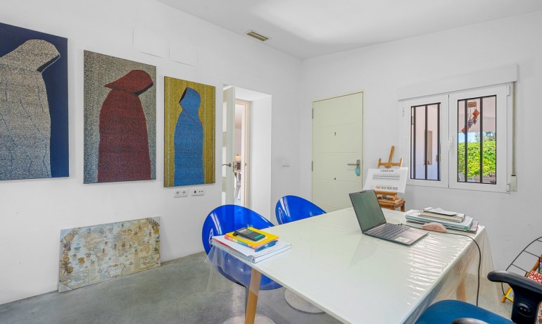 Herverkoop - Finca / Landgoed -
Elche* - Elche/Elx