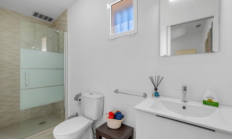 Herverkoop - Finca / Landgoed -
Elche* - Elche/Elx