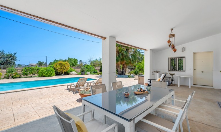 Herverkoop - Finca / Landgoed -
Elche* - Elche/Elx