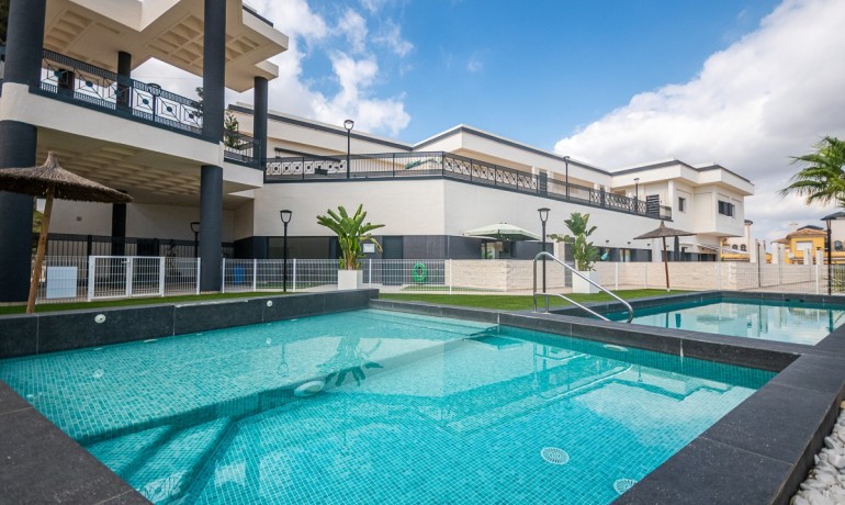 Herverkoop - Appartement / Flat -
Lo Crispin