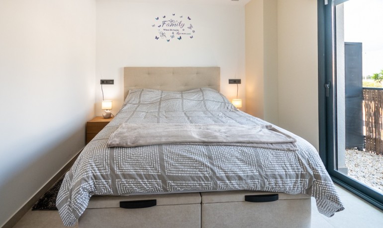 Herverkoop - Appartement / Flat -
Lo Crispin