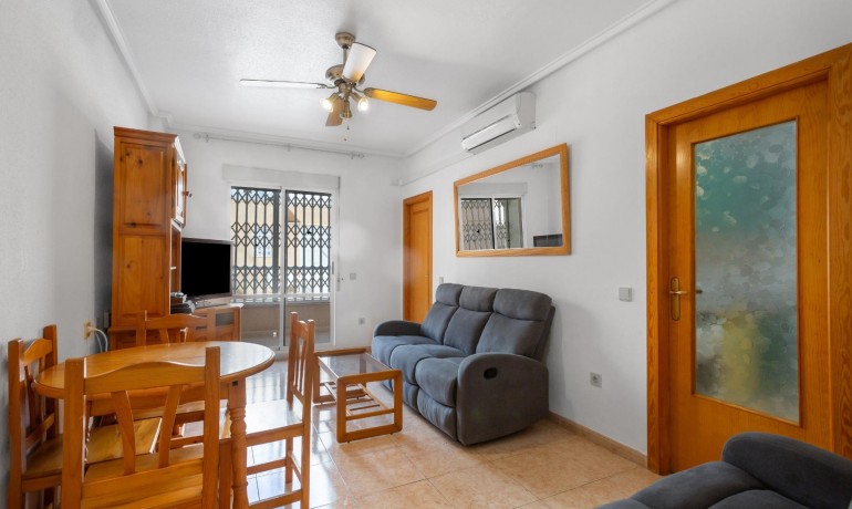Herverkoop - Appartement / Flat -
Torrevieja* - Centro