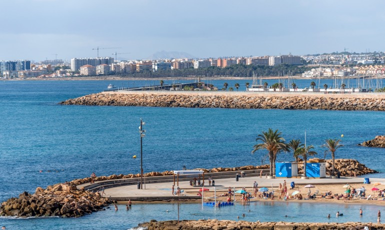 Sale - Apartment / Flat -
Torrevieja* - Torrevieja