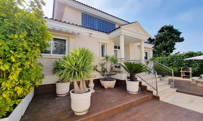 Herverkoop - Villa -
Torrevieja* - Costa Blanca