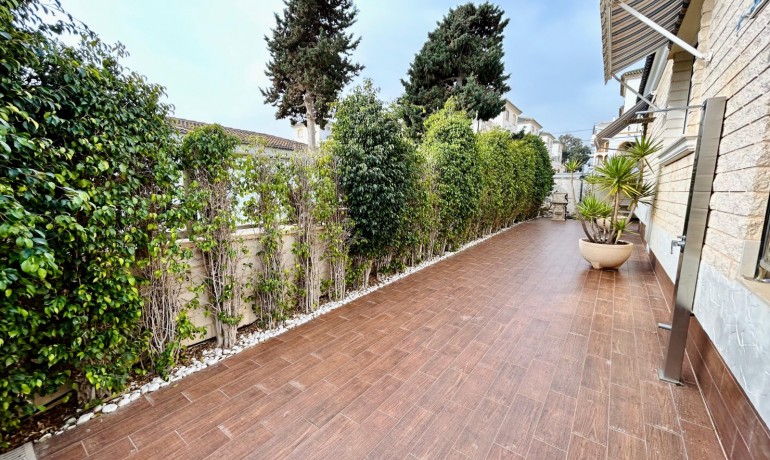 Herverkoop - Villa -
Torrevieja* - Costa Blanca