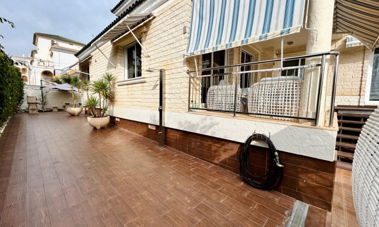 Herverkoop - Villa -
Torrevieja* - Costa Blanca