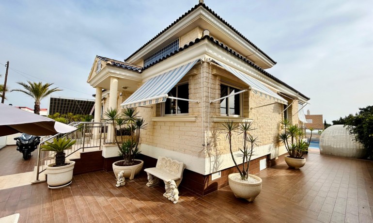 Herverkoop - Villa -
Torrevieja* - Costa Blanca