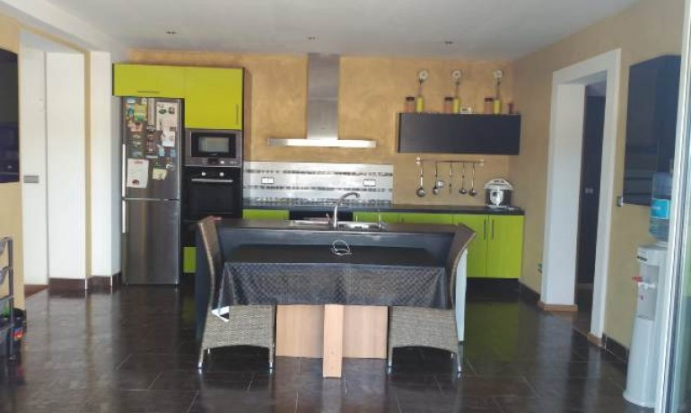 Herverkoop - Villa -
La Mata - La Matanza