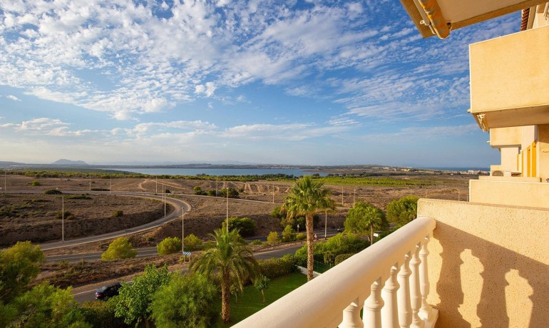 Herverkoop - Appartement / Flat -
Torrevieja* - Torreblanca