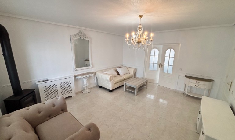 Herverkoop - Huis -
Benijofar* - Monte Azul