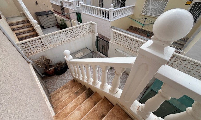 Herverkoop - Huis -
Benijofar* - Monte Azul