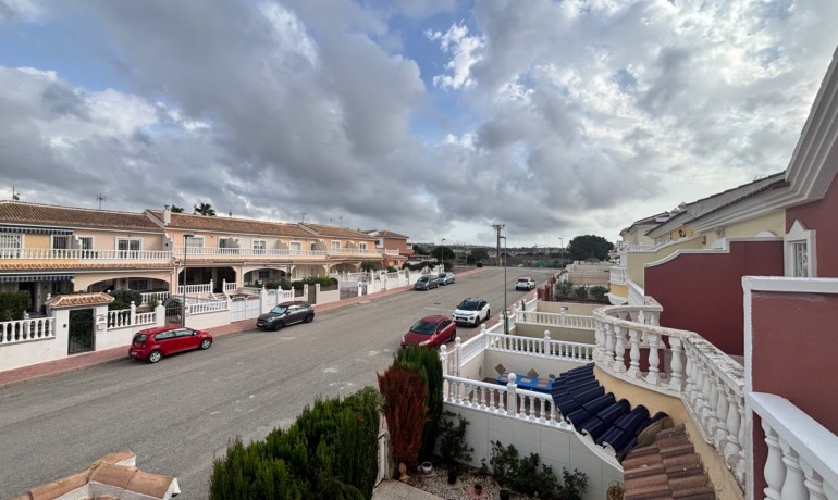 Herverkoop - Huis -
Benijofar* - Monte Azul