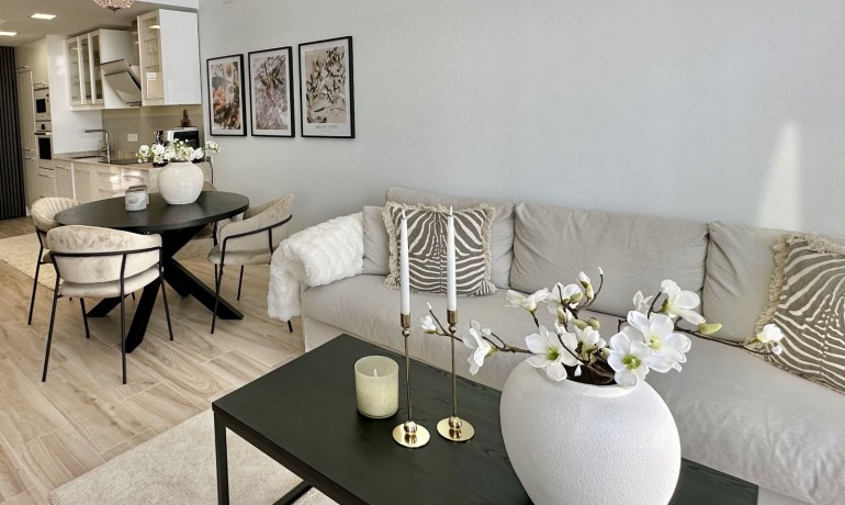 Herverkoop - Villa -
Orihuela Costa* - Lomas de Cabo Roig*