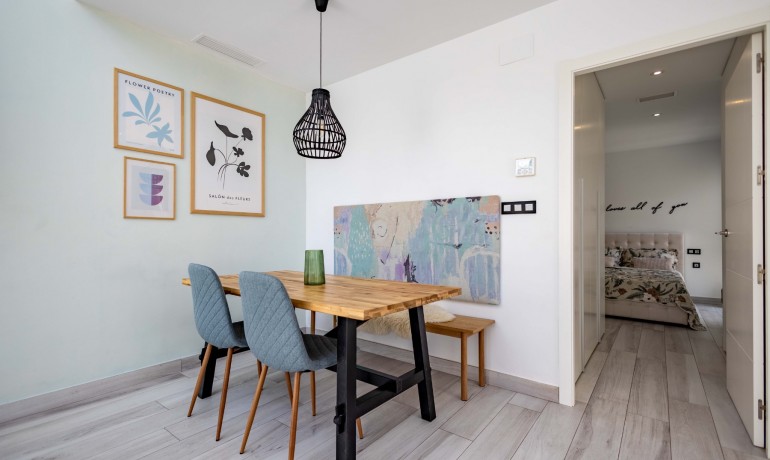 Herverkoop - Villa -
Orihuela Costa* - Lomas de Cabo Roig