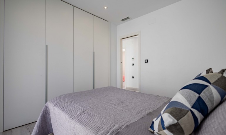 Herverkoop - Villa -
Orihuela Costa* - Lomas de Cabo Roig