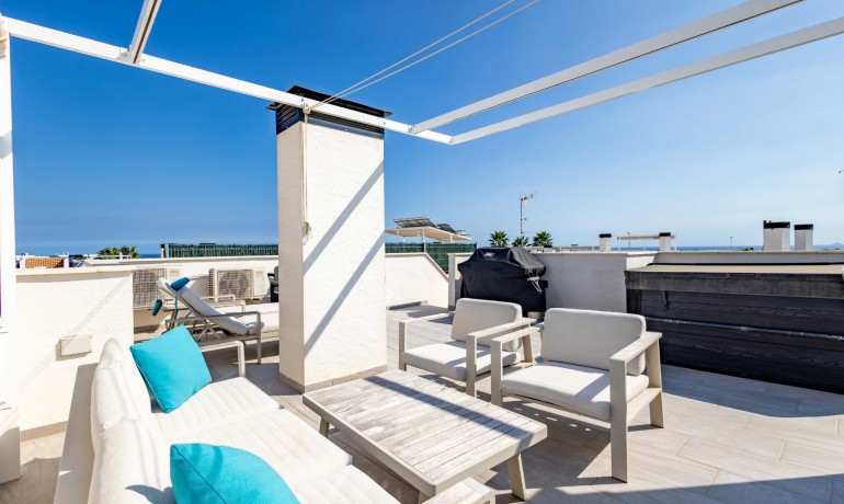 Herverkoop - Villa -
Orihuela Costa* - Lomas de Cabo Roig