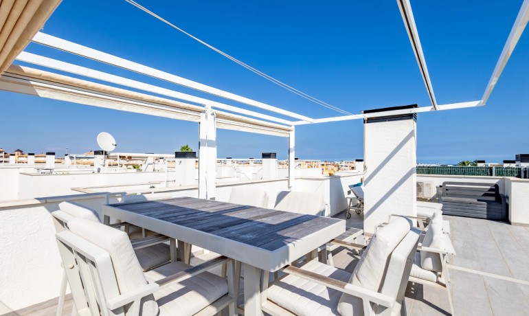 Herverkoop - Villa -
Orihuela Costa* - Lomas de Cabo Roig