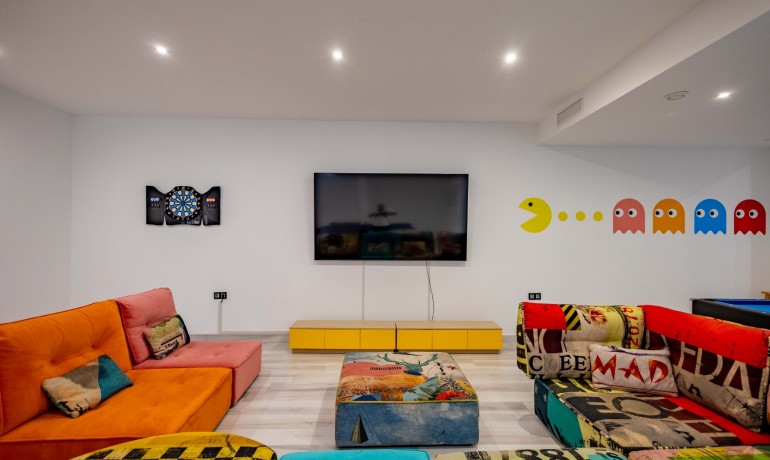 Herverkoop - Villa -
Orihuela Costa* - Lomas de Cabo Roig