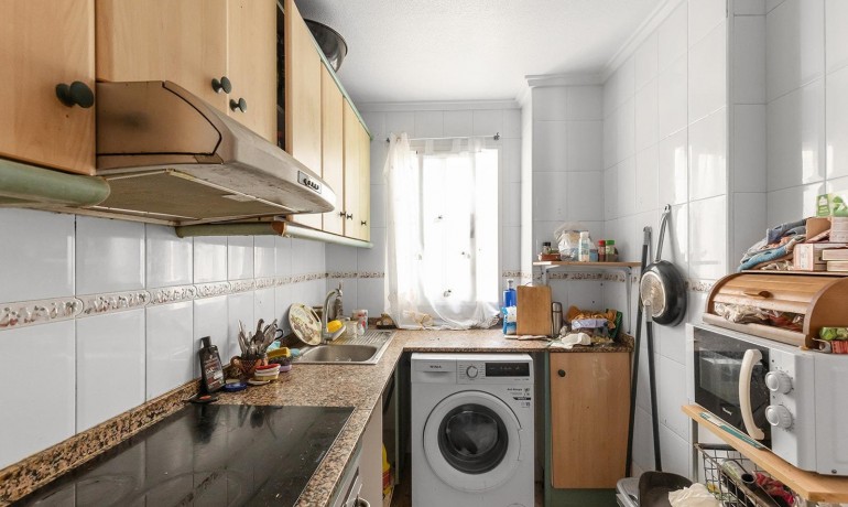 Herverkoop - Appartement / Flat -
Torrevieja* - Estacion de autobuses