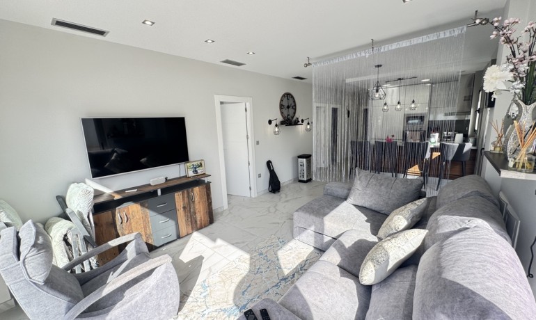 Venta - Villa -
Villamartin